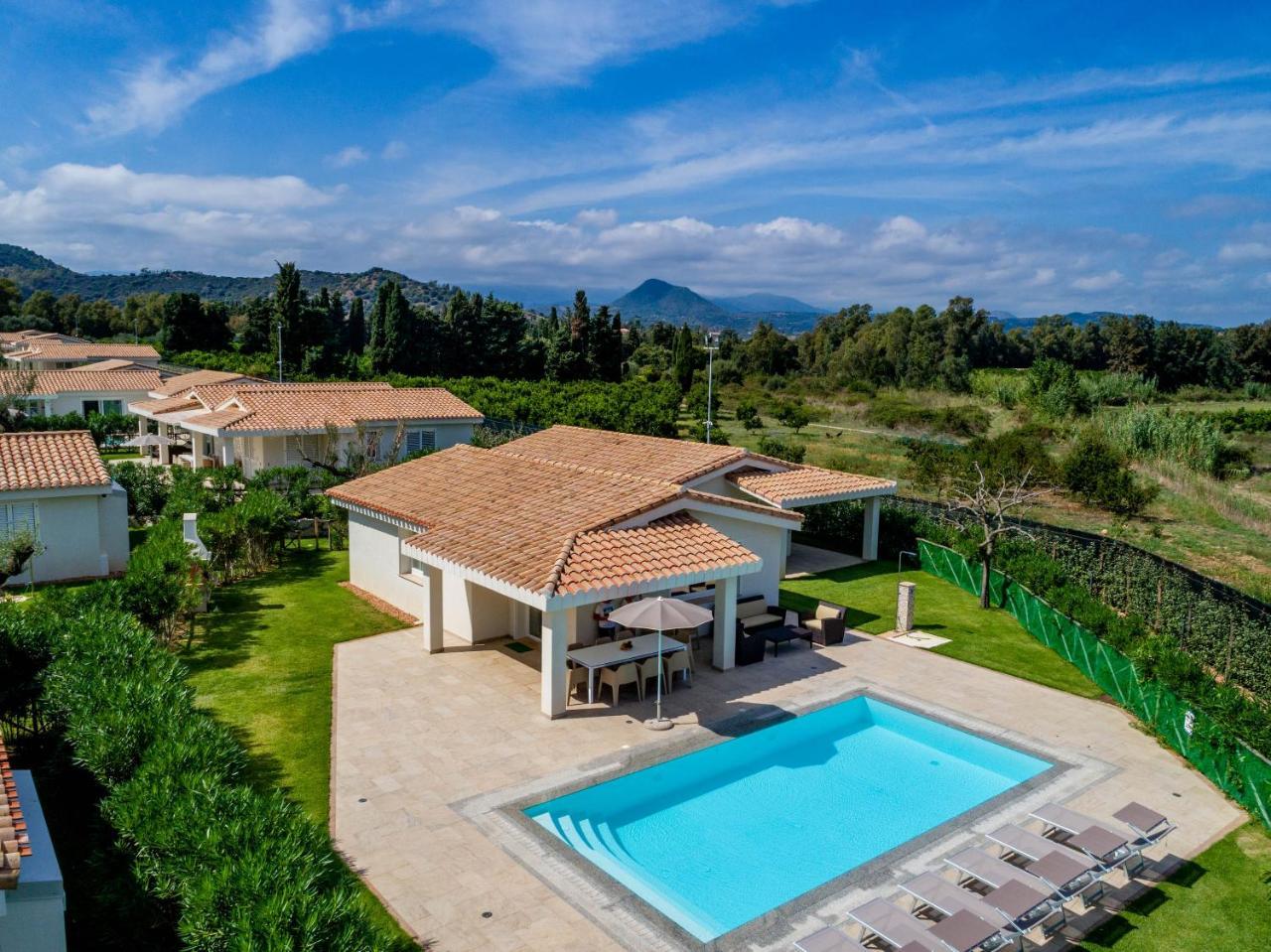 Ville D'Ogliastra Cardedu Esterno foto